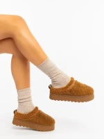 Papuci dama camel din material textil Amaria