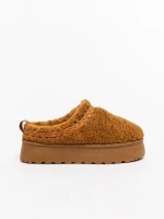 Papuci dama camel din material textil Amaria