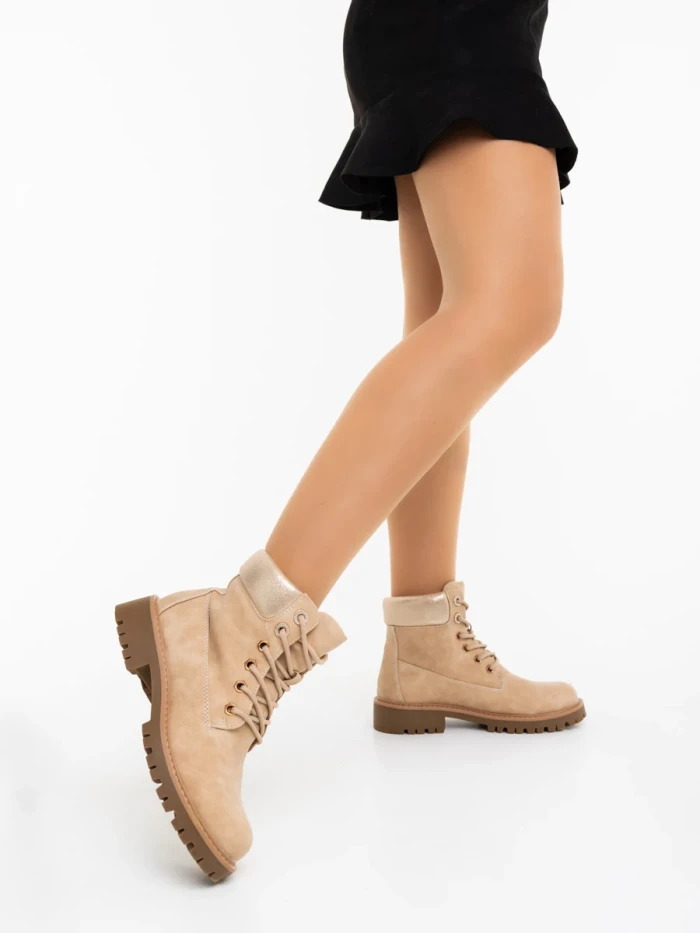 Ghete dama bej din piele ecologica Adesina