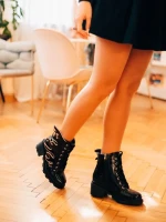 Ghete dama Efina negre