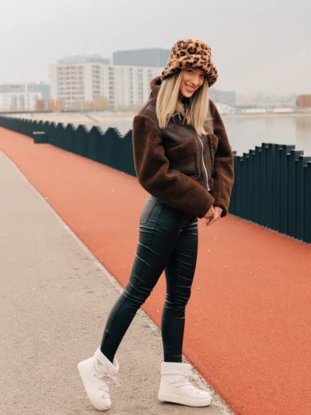 Cizme dama bej din piele ecologica lacuita si material sintetic Galena