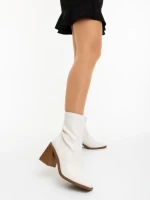 Botine dama cu toc albe din piele ecologica Santana