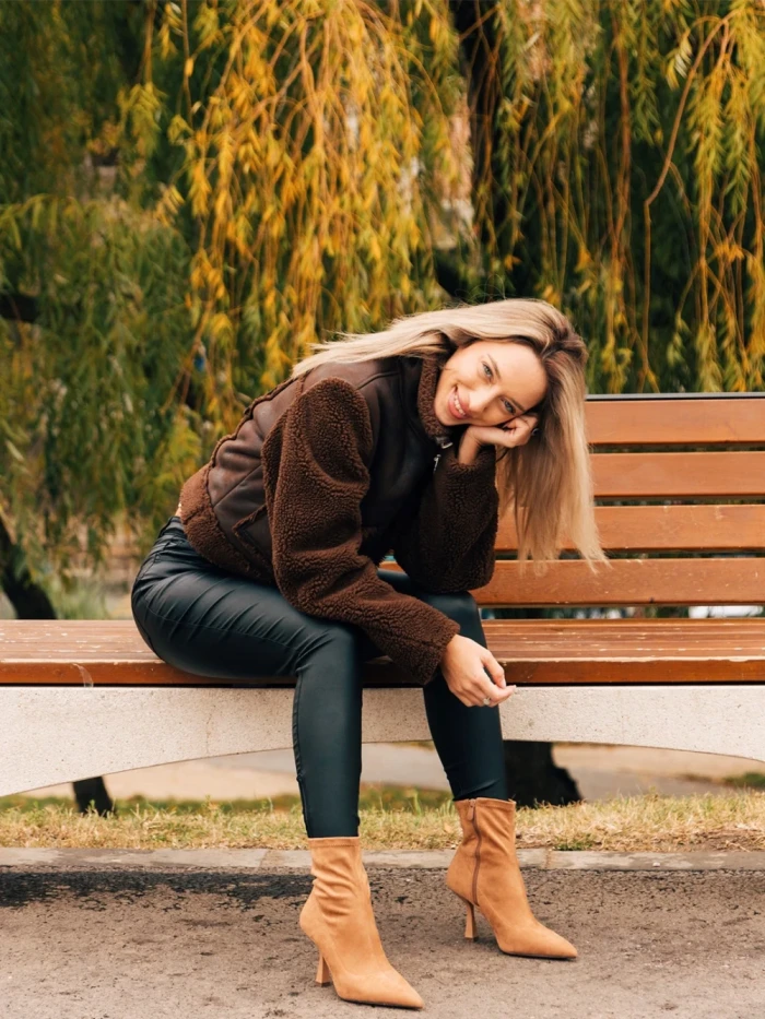 Botine dama bej din material textil Adisia