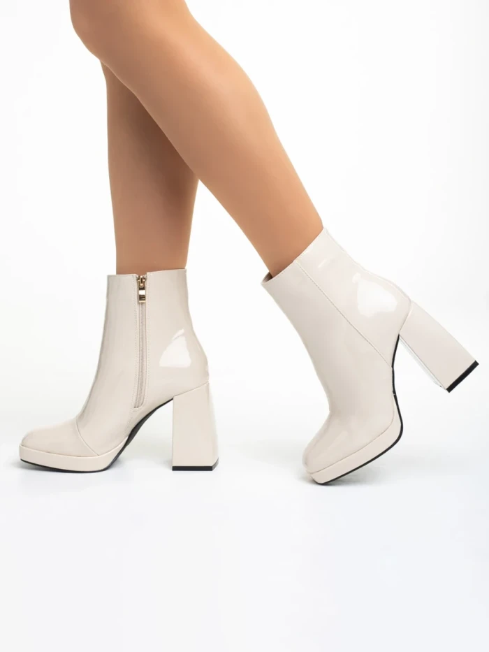 Botine dama bej din piele ecologica lacuita Rosalita