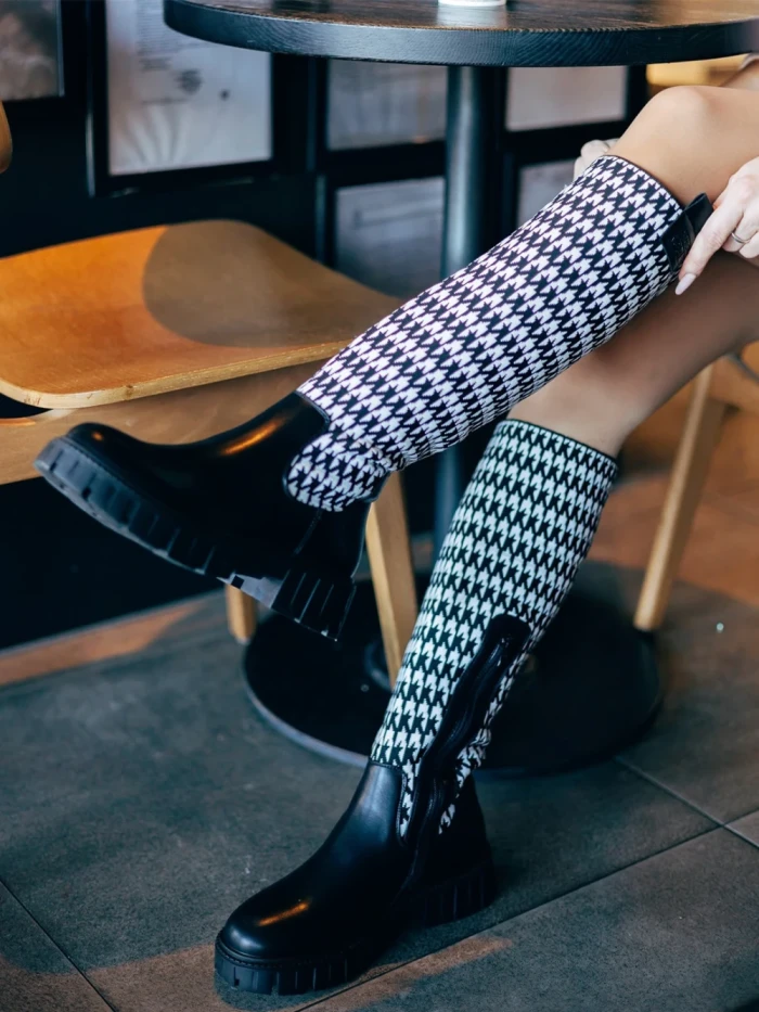 Cizme dama negre cu alb din piele ecologica si material textil Migdalia