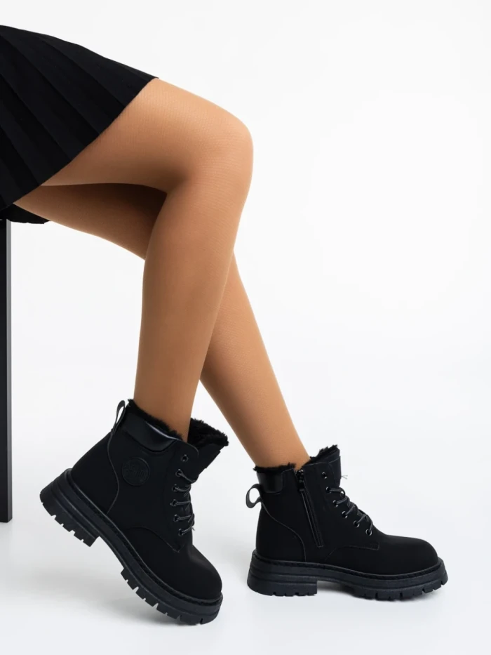 Ghete dama negre din piele ecologica Kandi