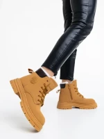 Ghete dama camel din piele ecologica Kandi