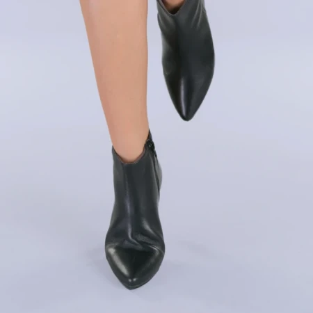 Botine dama piele Saga negre