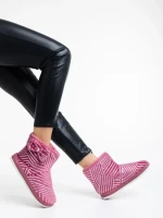 Papuci dama roz din material textil Shanika