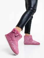 Papuci dama roz din material textil Shanika