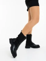 Ghete dama negre din piele ecologica si material textil Maraja
