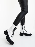 Ghete dama albe din piele ecologica Berena