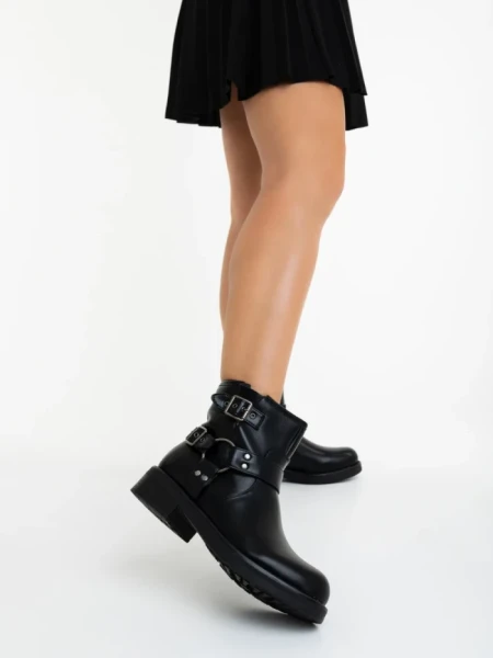 Ghete dama negre din piele ecologica neteda Sherida