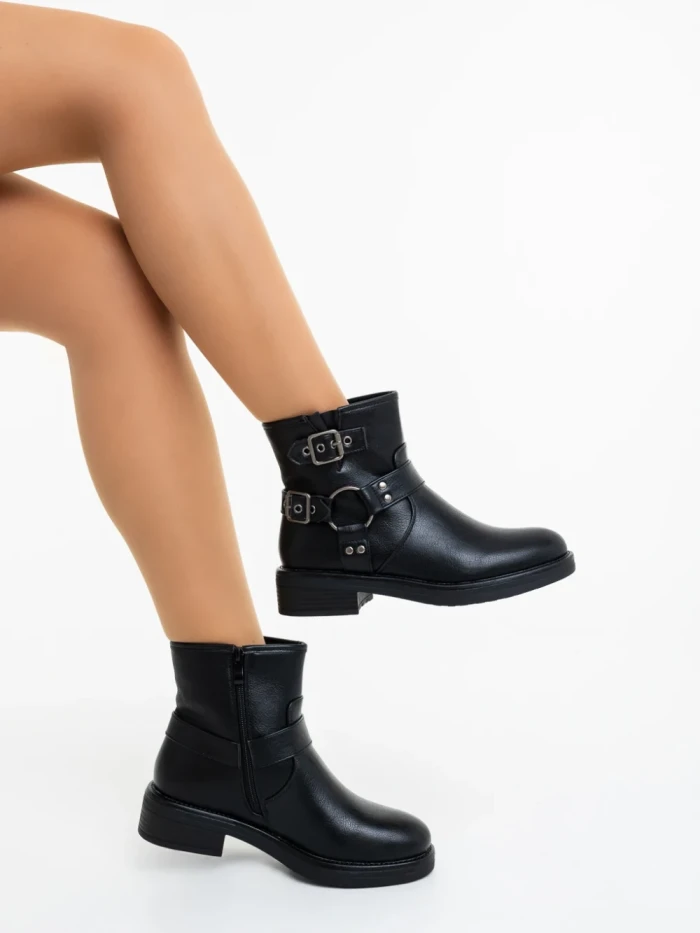 Ghete dama negre din piele ecologica Sherida