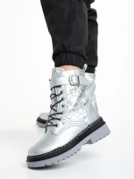 Ghete dama argintii din piele ecologica Vanissa