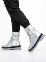 Ghete dama argintii din piele ecologica Vanissa