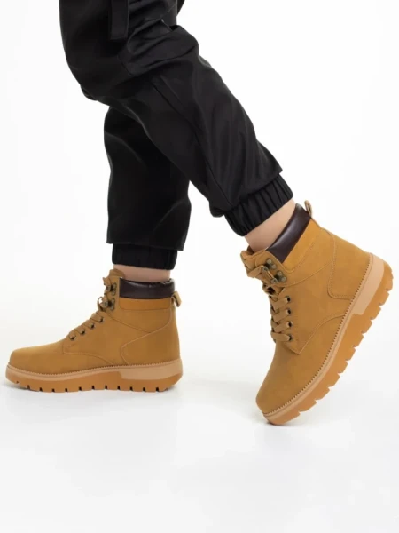 Ghete dama camel din piele ecologica Marla