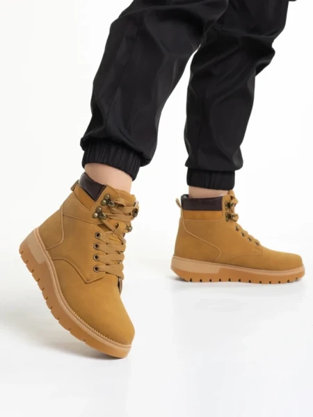 Ghete dama camel din piele ecologica Marla