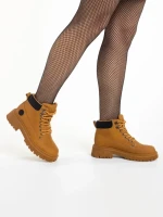 Ghete dama camel din piele ecologica Remona