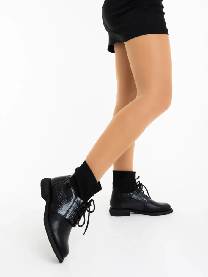 Ghete dama negre din piele ecologica si material textil Majora