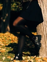 Ghete dama negre din piele ecologica Lucara