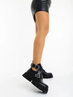 Ghete dama negre din piele ecologica Lucara