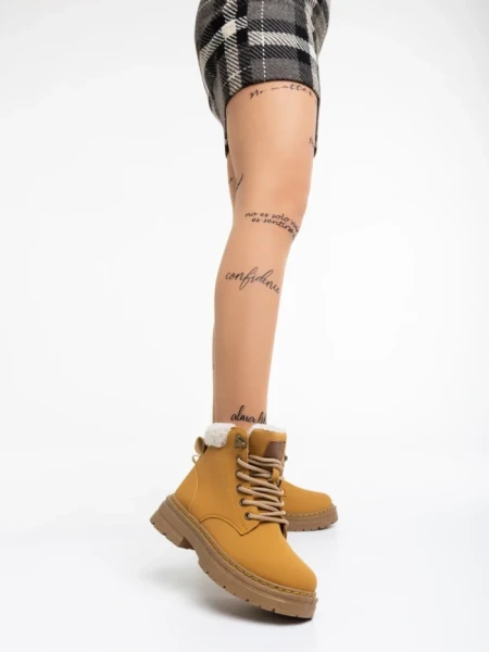 Ghete dama camel din piele ecologica Tolena