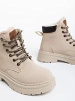 Ghete dama bej din piele ecologica Kaylea