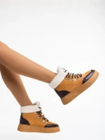 Ghete dama camel din material textil Clarabelle