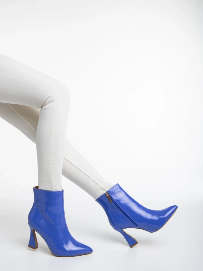 Botine dama mov din piele ecologica lacuita Deianira