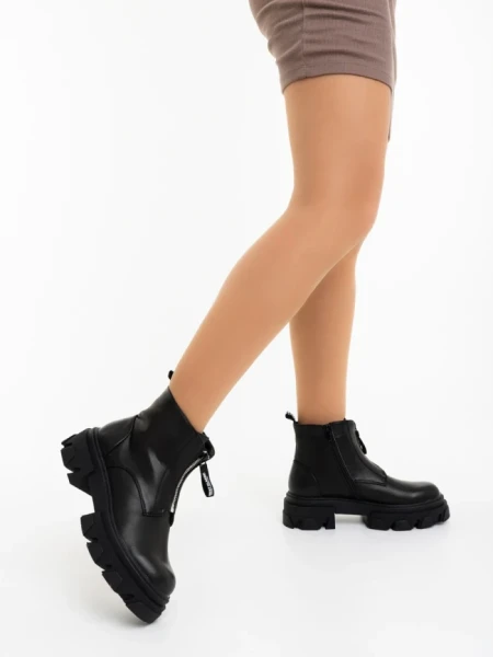 Ghete dama negre din piele ecologica Lunaria