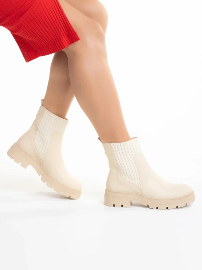 Ghete dama bej din piele ecologica Elsie