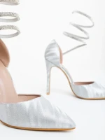 Pantofi dama cu toc argintii din material textil Radica