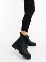 Ghete dama negre din piele ecologica Surama