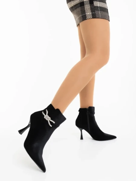 Botine dama negre din material textil Laeva