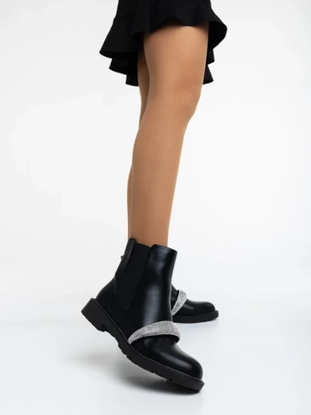 Ghete dama negre din piele ecologica Sherisse