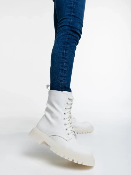 Ghete dama albe din piele ecologica Maryse