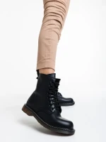 Ghete dama negre din piele ecologica lacuita Tierra