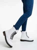 Ghete dama albe din piele ecologica lacuita Tierra