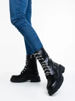 Ghete dama negre din piele ecologica Lalitha