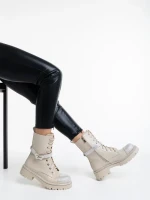 Ghete dama bej din piele ecologica Inesa