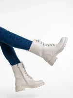 Ghete dama bej din piele ecologica Kaoru