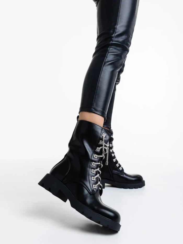 Ghete dama negre din piele ecologica Kaoru