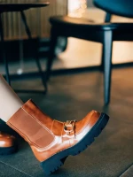 Ghete dama camel din piele ecologica Aurona