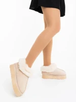 Papuci dama bej deschis din material textil Astria