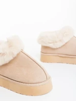 Papuci dama bej deschis din material textil Astria