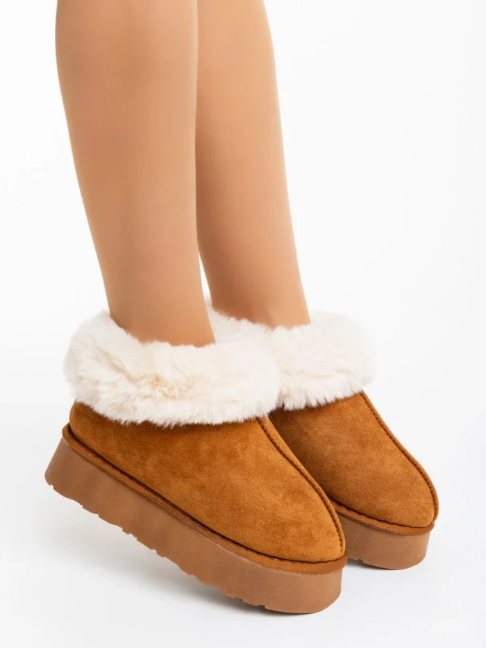 Papuci dama camel din material textil Astria