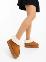 Papuci dama camel din material textil Astria