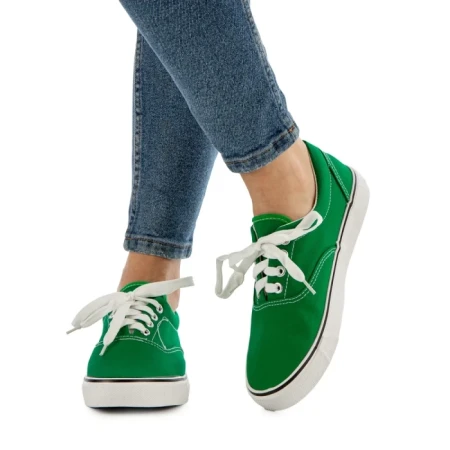 Tenisi dama Atom verzi