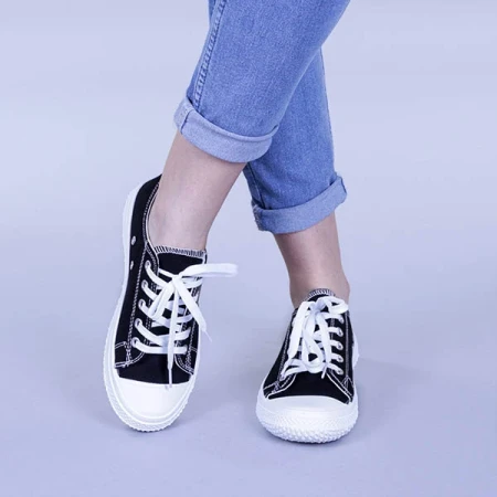 Tenisi dama Augustina negri